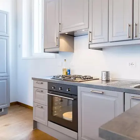 Appartement Elegant Near The Vatican And Piazza Navona Rome
